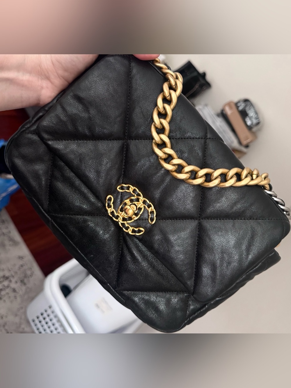 Chanel 19 - Black - series 28 (2019 original release)